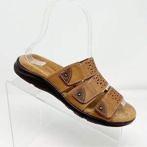 Clarks Artisan Kilty Walk Brown Strappy Slip On Sandals Size 5.5 Casual Travel